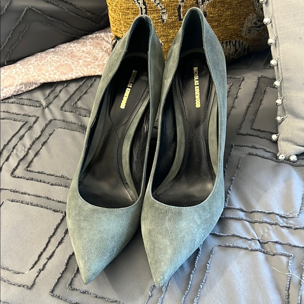 Nicholas Kirkwood Green/Grey Suede Wedge Pumps